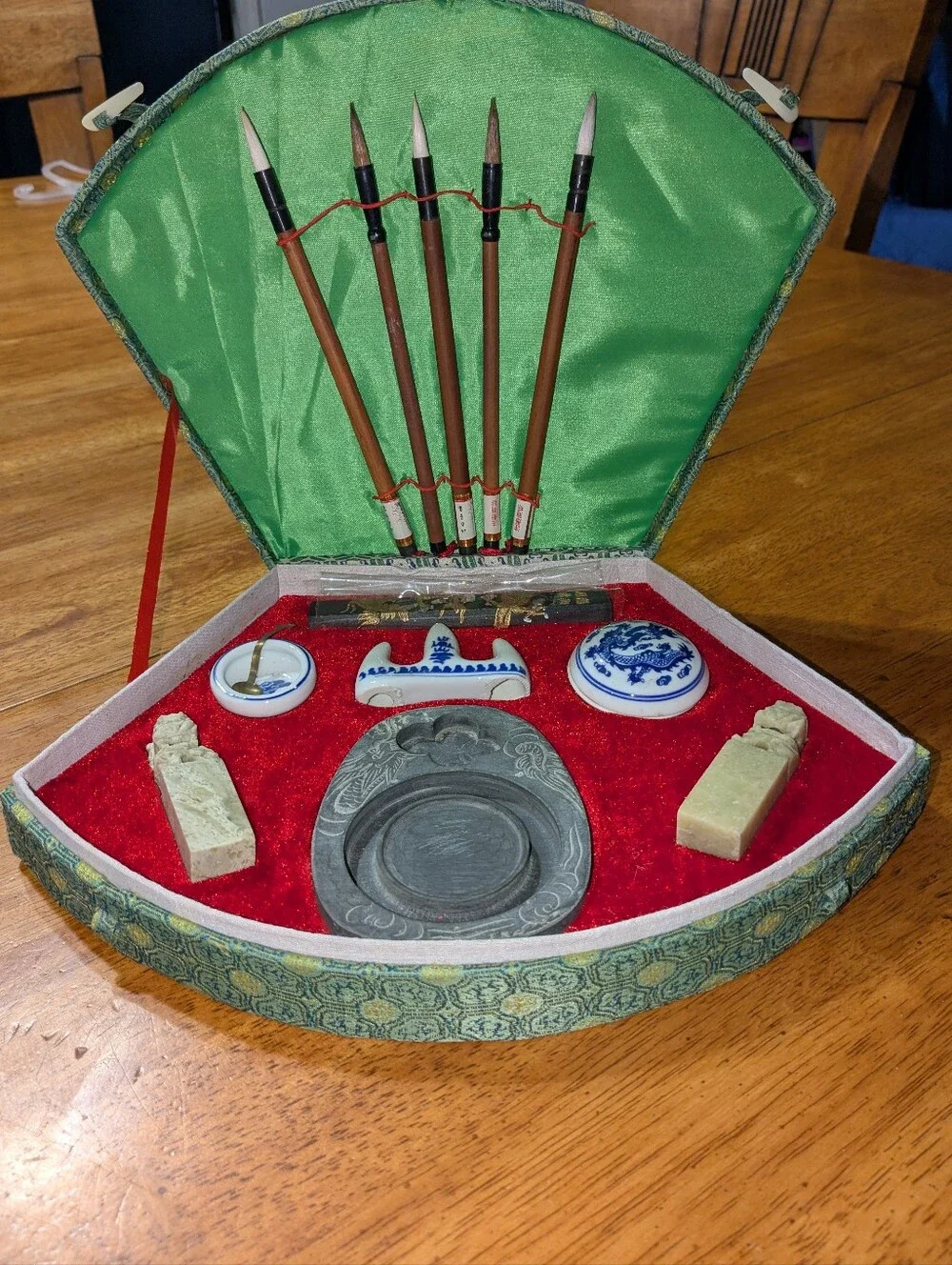 VTG Chinese Calligraphy Set 11-Pc 